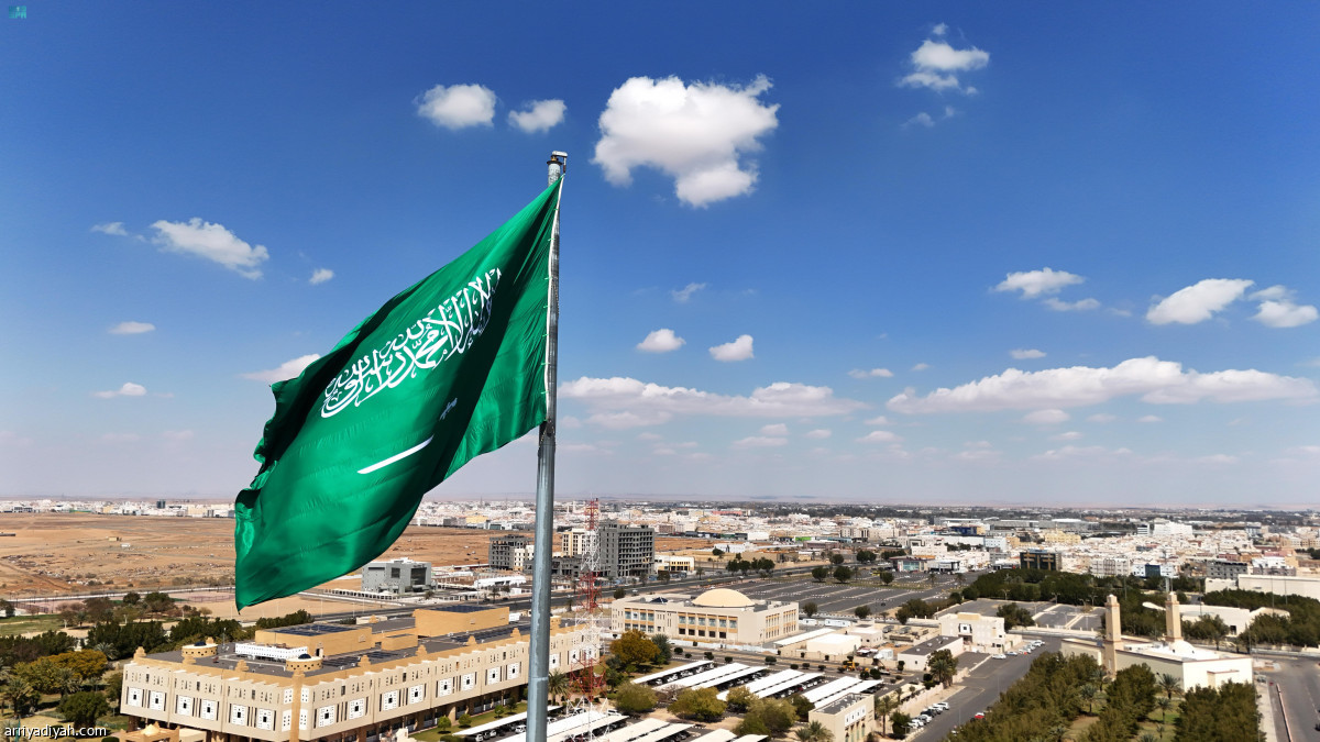 المدن السعودية تحتفي بـ«يوم العلم»