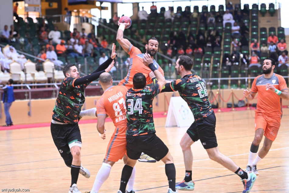 ممتاز اليد..الخليج ينفرد بالصدارة والنور يزيح مضر