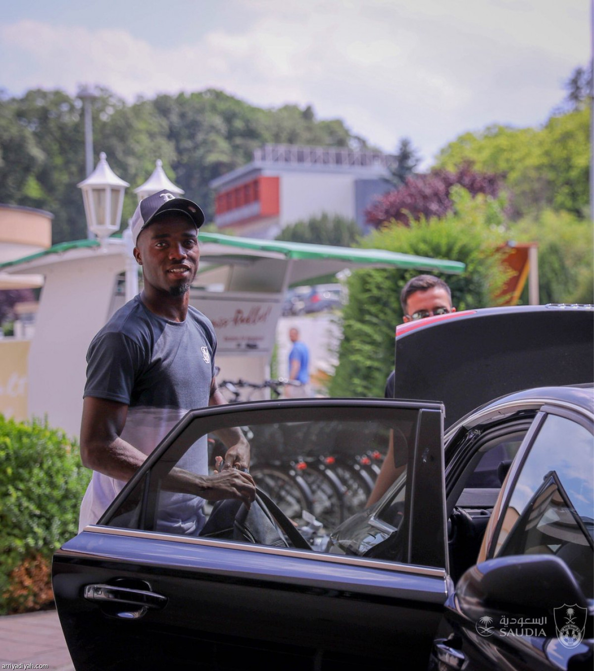 القاطرة في المعسكر