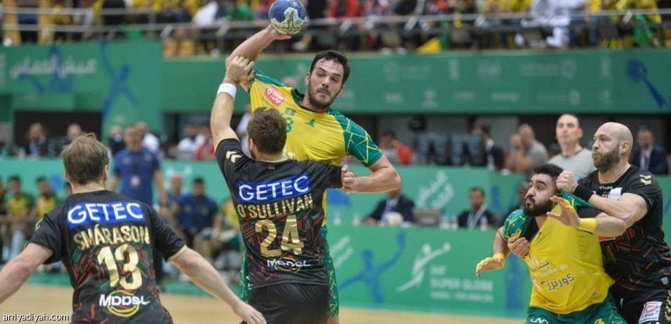 «سوبر جلوب».. الخليج يخسر أمام ماجديبورج  والنور يتعثر