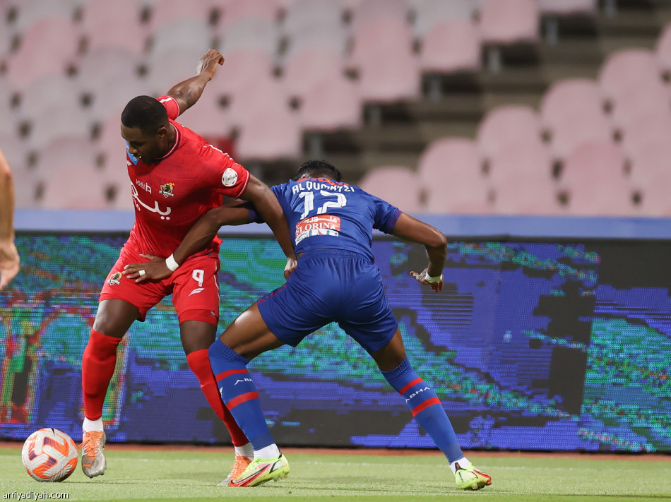 الوحدة يضاعف معاناة أبها برباعية