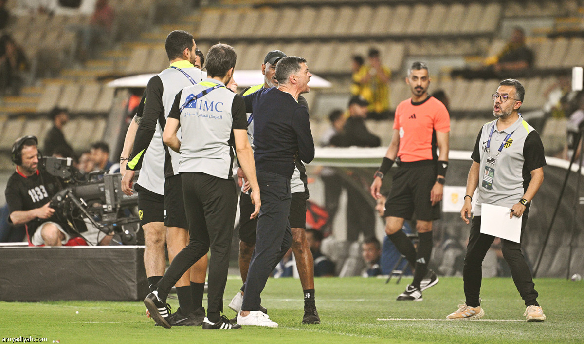 مشادة.. ثم صلح