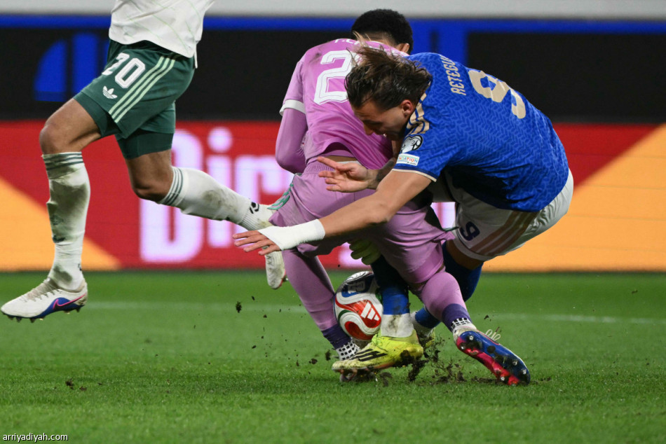 بمشاركة ريتيجي.. إيطاليا تخطف بطاقة النهائي