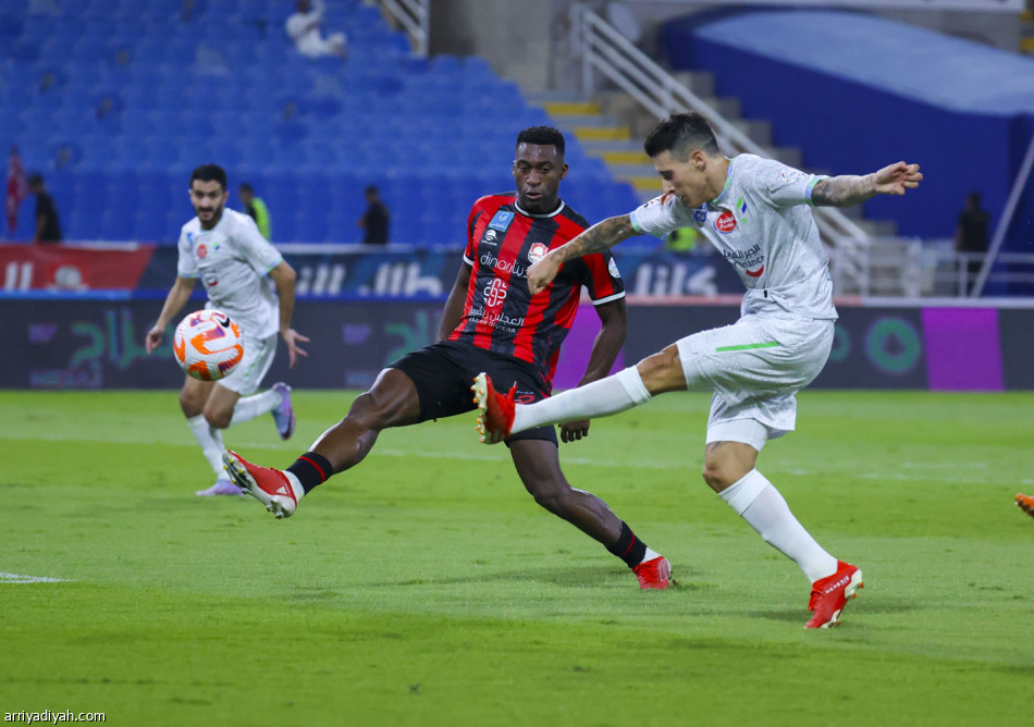 بثنائية الرائد.. الفتح يصعد 3 مراكز