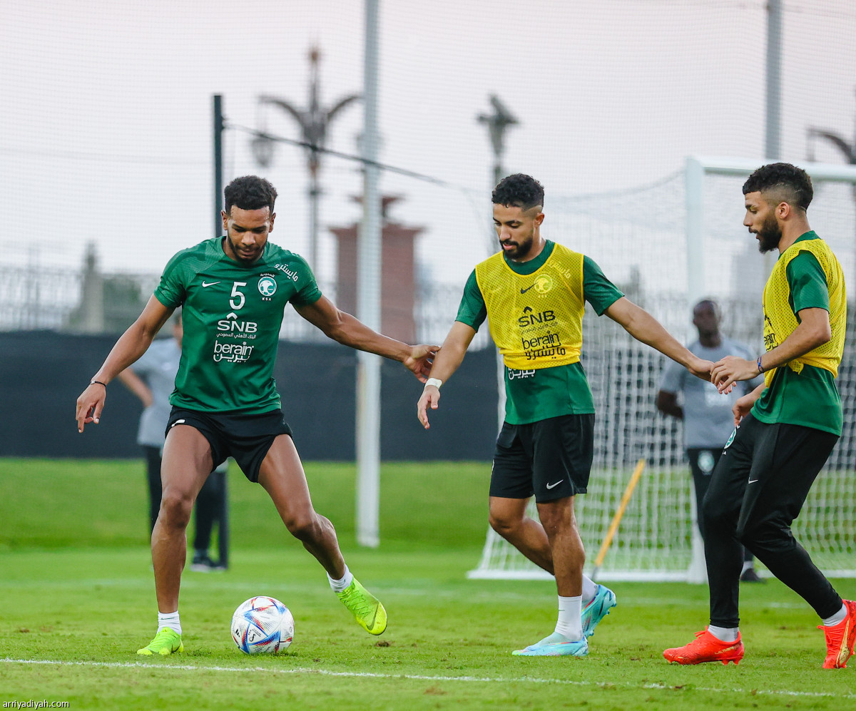 الأخضر مستعد