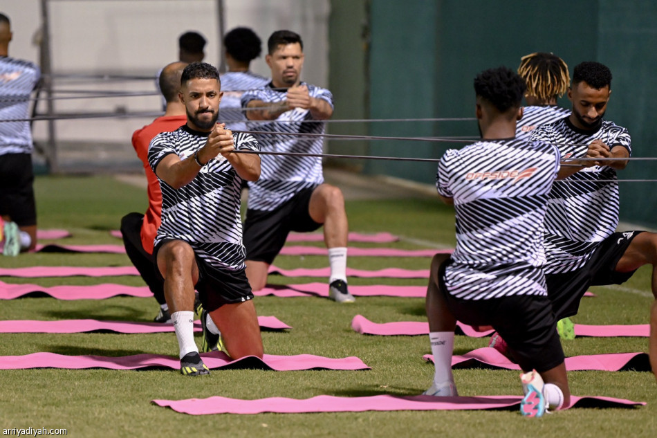 الشباب.. براون يرفع وتيرة التحضيرات