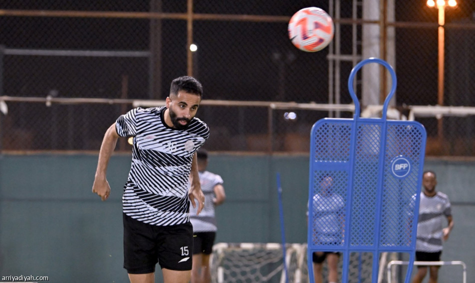 الشباب يعود.. والحربي يجري تدريبات خاصة