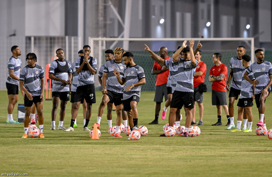 الشباب.. رديف يظهر.. وشراحيلي في العيادة