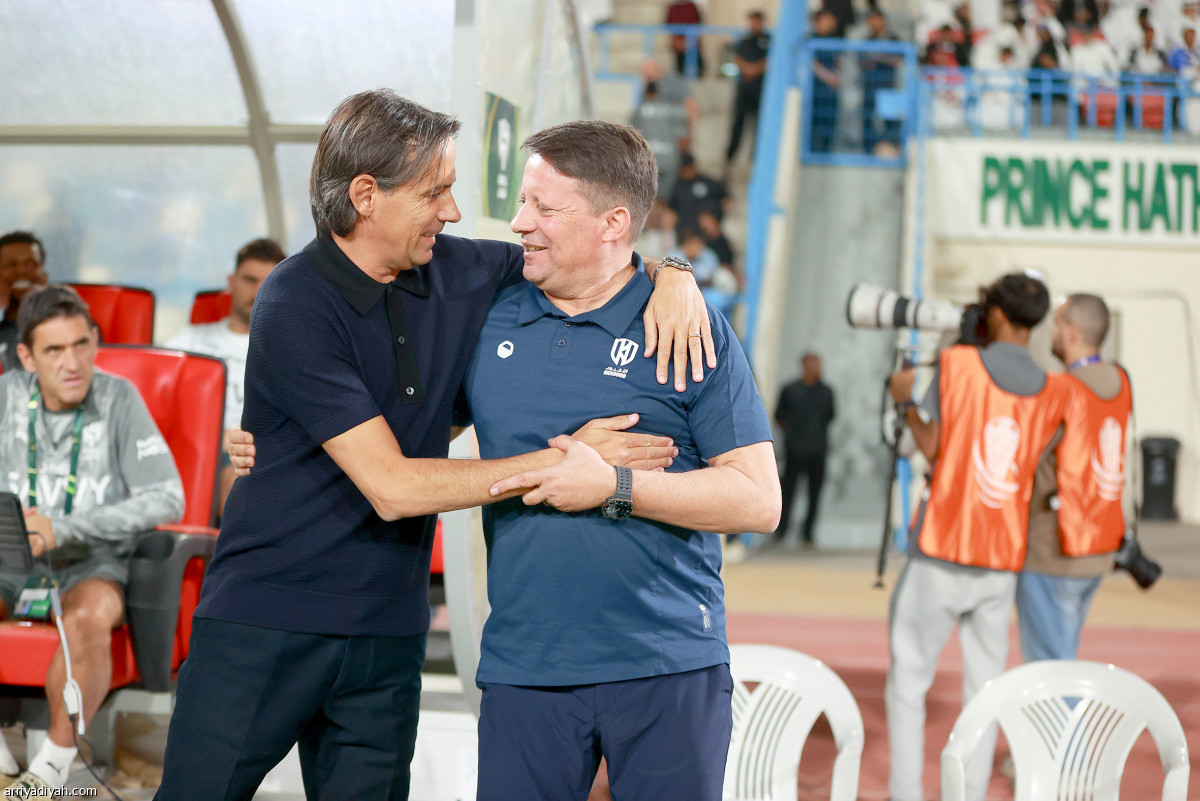 الأزرق يتأهل