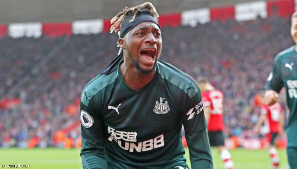 ماكسيمان في أعين مدربيه..
مخيف.. وفريد