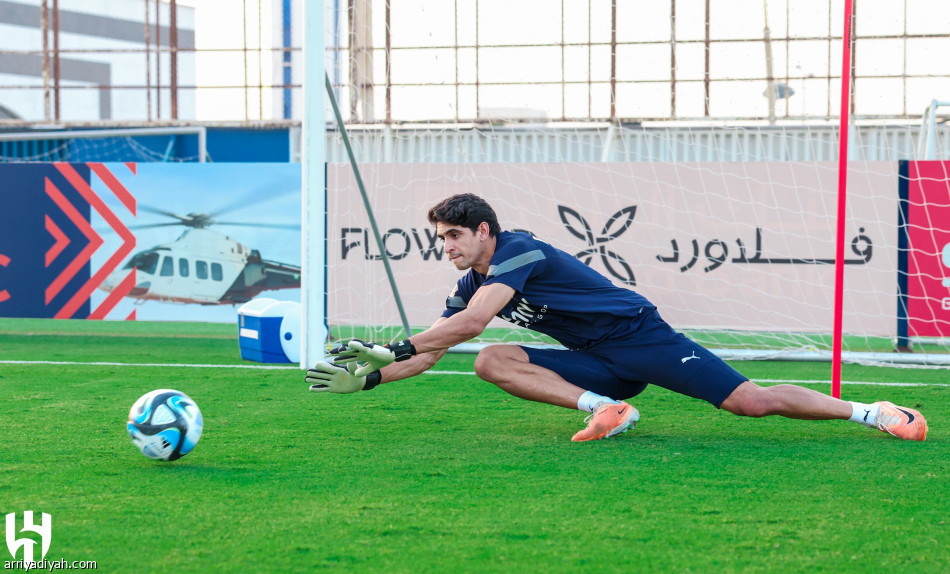 الهلال.. «إنفلونزا» تغيب العويس