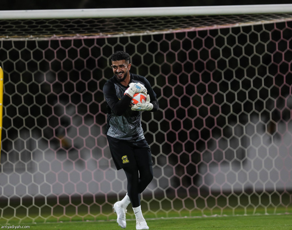 الاتحاد.. كادش يشارك في التدريبات الجماعية