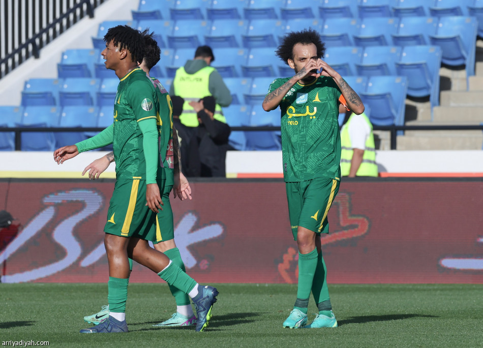 المرة الأولى..
الخليج إلى نصف النهائي